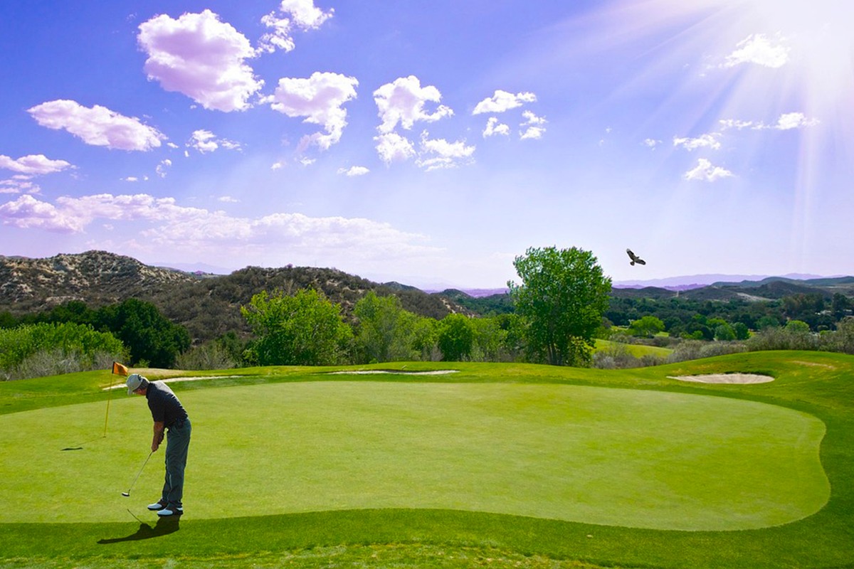 Giocare a Golf d’Estate: Suggerimenti, regole e consigli utili 