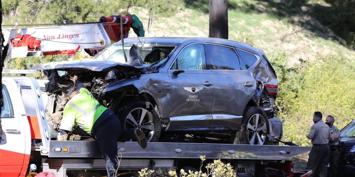 Tiger Woods coinvolto in un incidente in Florida: auto ribaltata, ansia sulle condizioni