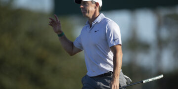 McIlroy vede il bis: sei birdie in otto buche e leadership consolidata ad Augusta